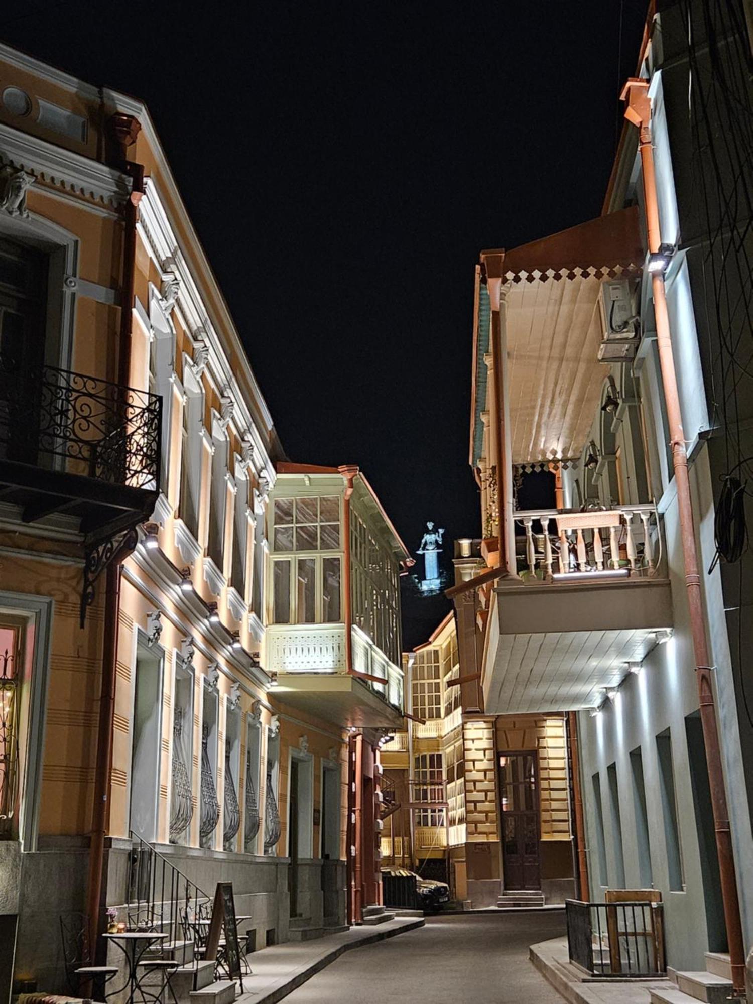 Old Gold Apartment Tbilisi Exterior photo